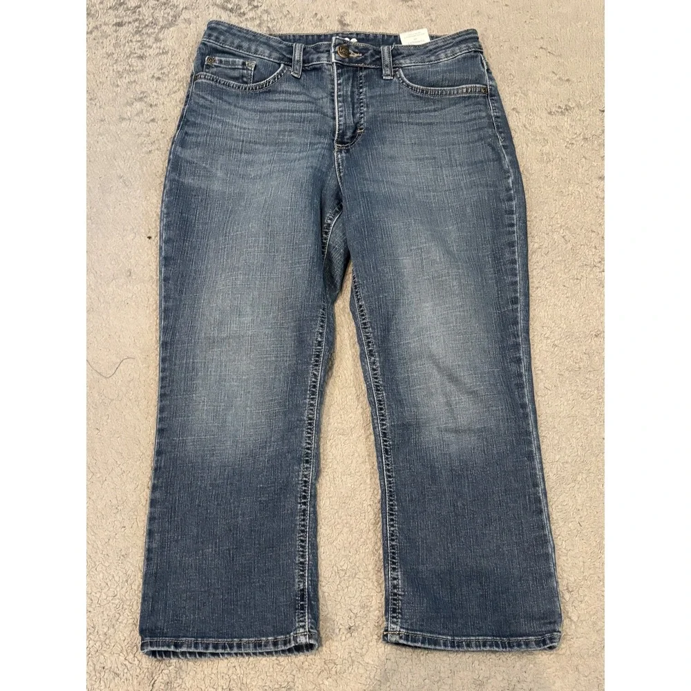 Lee Womens Mid Rise Capri Jeans Medium Wash Stretch Denim Size 8M 1CMRC03